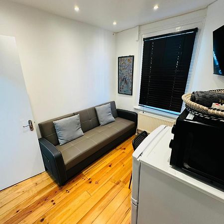 Notting Hill Guest Flat Apartamento Ealing Quarto foto