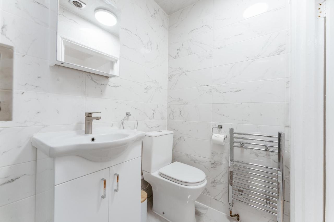 Notting Hill Guest Flat Apartamento Ealing Exterior foto