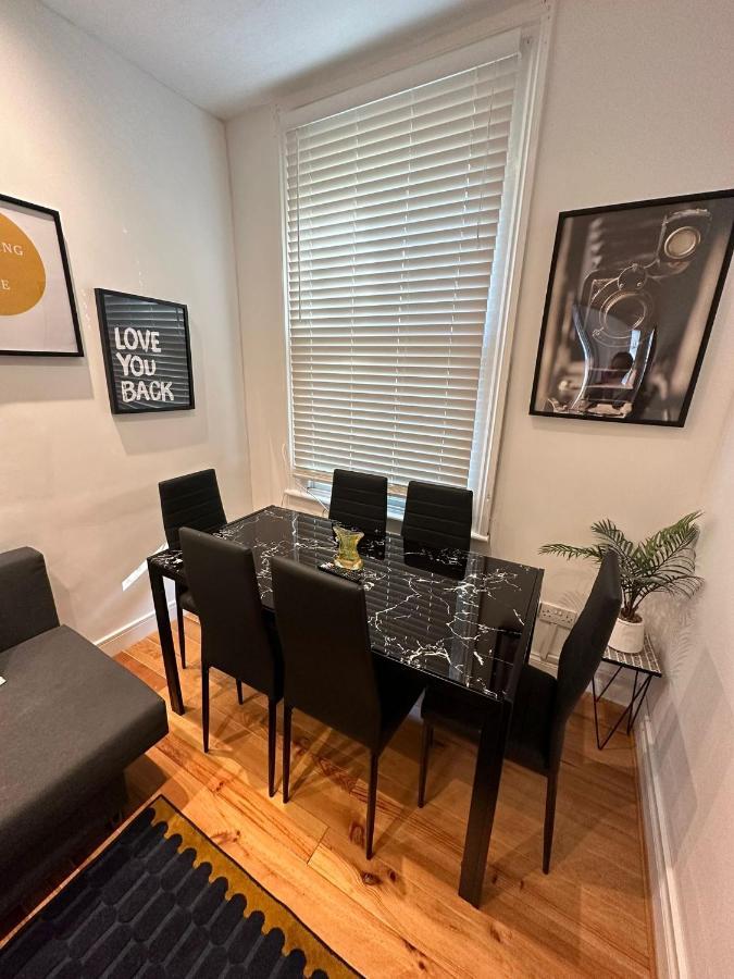 Notting Hill Guest Flat Apartamento Ealing Exterior foto
