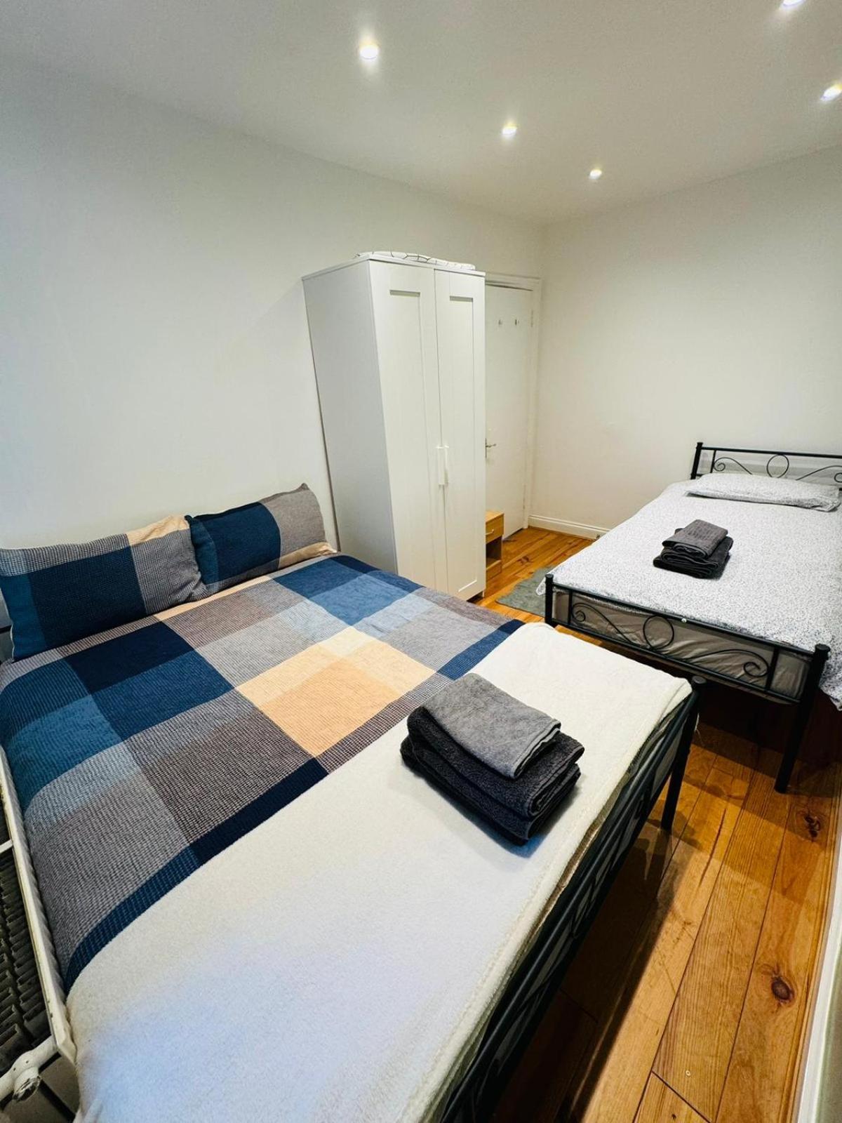Notting Hill Guest Flat Apartamento Ealing Quarto foto